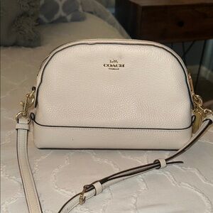 Coach Women's Cream Crossbody Bag